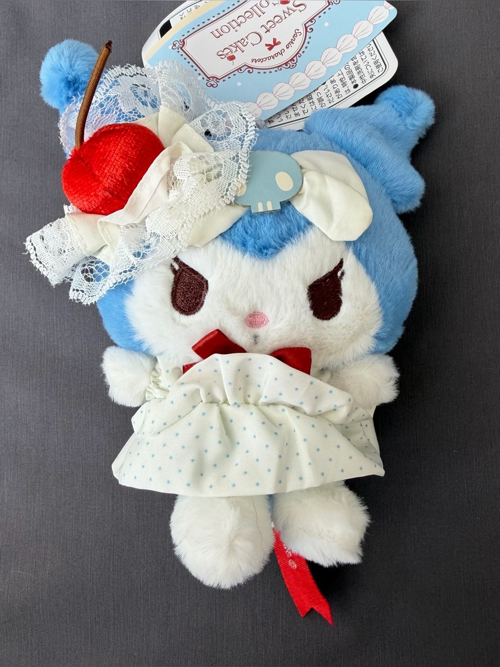 Sanrio The sweet cake collection Kuromi plush/keychain